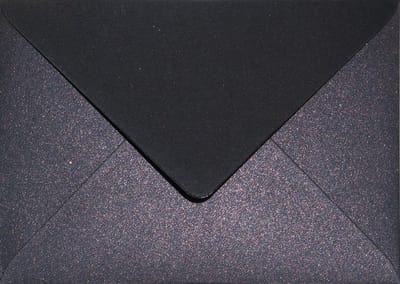 Metallic (parelmoer) zwarte enveloppen A6 - 125 x 175 mm - B6 - 25 stuks - NK natgelijmde - 120 gram - Aster Metallic - Netuno