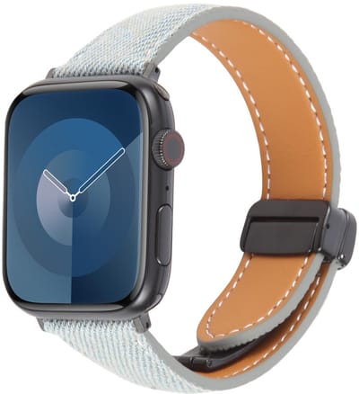 Hybride bandje leer + denim - geschikt voor Apple Watch 1/2/3/4/5/6/7/8/9/10/11/ SE (1,2,3) met maat 38 mm / 40 mm / 41 mm en 42 mm (Watch 10/11) - magneetsluiting - lichtblauw