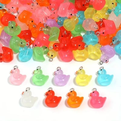 10 stuks 3D Gele Eend Bedeltjes Leuke Hangers Voor Sieraden Maken Handgemaakte Oorbellen Armband Ketting Sleutelhanger Accessoires red