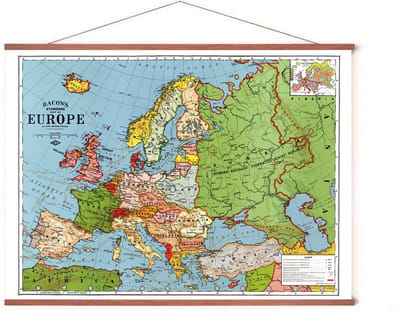 Poster In Posterhanger - Kaart Europa - 50x70 cm - Kader Hout - Ophangsysteem - Educatief - Schoolplaat - Kinderkamer