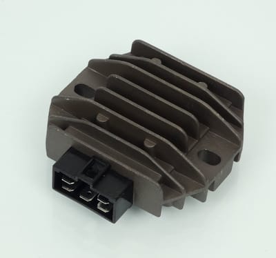 Régulateur redresseur de tension P2R pour Moto Yamaha 125 YBR 2007 à 2012 Neuf