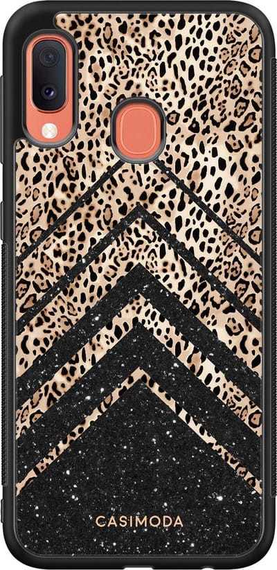 Casimoda® hoesje - Geschikt voor Samsung Galaxy A20e - Chevron Luipaard - Zwart TPU Backcover - Luipaardprint - Bruin/beige