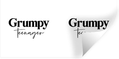 Muurstickers - Sticker Folie - Kids - Quotes - Zwart - Wit - Grumpy teenager - 40x20 cm - Plakfolie - Muurstickers Kinderkamer - Zelfklevend Behang - Zelfklevend behangpapier - Stickerfolie