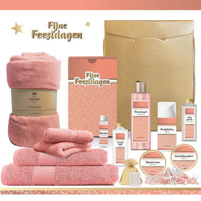Geschenkset “Fijne Feestdagen!” - 13 producten - 1910 gram | Luxe Kerst Cadeaubox voor haar - Wellness Pakket Vrouw - Giftset - Cadeaupakket Prettige Kerstdagen Kerstcadeau Kerstpakket Bedrijf Cadeau Relatiegeschenk Gift Set Roze Goud
