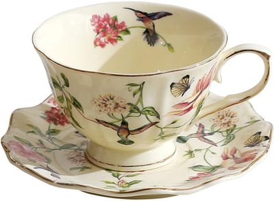 Dailygoods - Vintage Theekop en Schotelset - Porselein met Gouden Rand