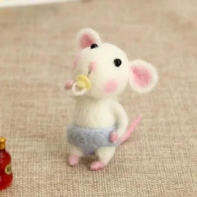 Sac de Matériaux Fait Main en Feutre de Laine Poke Poupée DIY Non Finie Mignon Cartoon Souris Kit Peluches Jouets Ornement Enfants Meilleurs Cadeaux d'Anniversaire