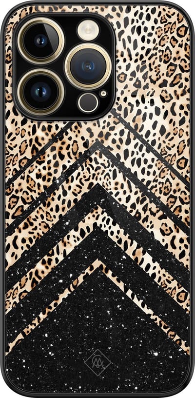 Casimoda® hoesje - Geschikt voor iPhone 14 Pro - Chevron Luipaard - Luxe Hard Case Zwart - Backcover telefoonhoesje - Zwart