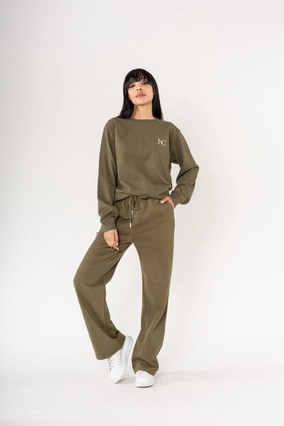 Nina Carter | Huispak - Jogging pak |rechte pijpen | 2 delig | Kaki | S