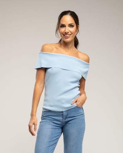 Gebreide top met lurex en een boothals