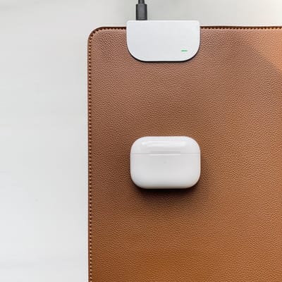 ECOMAT - Vegan lederen bureau onderlegger bureau mat met draadloos oplader muismat bureau organizer bureau accessoires