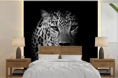 Behang - Fotobehang Dieren - Zwart - Wit - Panter - Portret - Breedte 280 cm x hoogte 280 cm