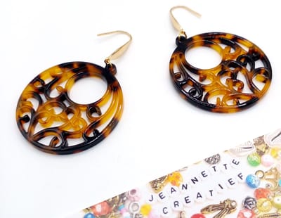 Jeannette-Creatief® - Resin - Tortoise Resin Oorbellen - Bruine Oorbellen - Dames Oorbellen - Leopard - Oorbellen - Resin Filigraan - Filigraan Oorbellen - Herfstlook - Tortoise