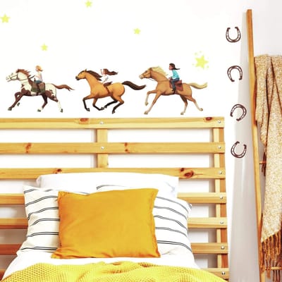 Spirit Riding Free Muursticker