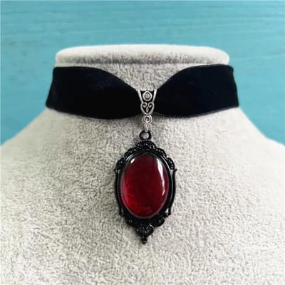 Gotische Vampier Cameo Hanger Choker Fluwelen Ketting voor Vrouwen Mode Pagan Hekserij Sieraden Vrouwelijke Cadeaus Creatieve Punk Choker white