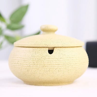 Beige grof aardewerk- Keramische Asbak met Deksel - Retro Glazuur - Anti-geur - Rookhouder - Voor Binnen & Buiten-11.2*9cm