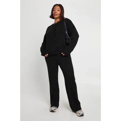 boohoo Dames Plus Crewneck Gebreide Boxy Cardigan en Wijde Broek Co-Ord | Black | Maat: 24-26