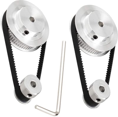Twee distributiepoelies, 20 tanden en 60 tanden, 8 mm boring; distributieriempoelie met twee riemen.