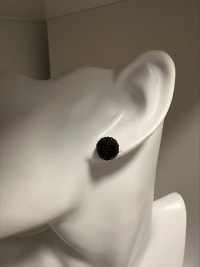 Imoli bolletjes oorknoppen zwart || Make up | Parfum | Moederdag | Verjaardagscadeau| Cadeautje| Valentijnsdag| Kado | sieraden | vaderdag | oorbellen | oorsieraden