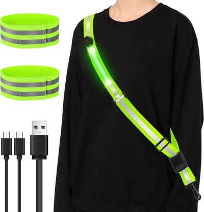 Reflecterende LED Veiligheidsriem van Nylon met Schouderriem en 2 Reflecterende Armbanden, Oplaadbaar en Hoogzichtbaar voor Veiligheid in het Donker
