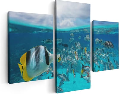 Artaza Canvas Schilderij Drieluik Zwerm Gele Vissen in het Water - 90x60 - Foto Op Canvas - Canvas Print