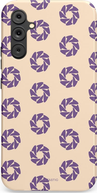 Casetastic hoesje geschikt voor Samsung Galaxy A34 (2023) 5G - Dubbellaagse bescherming - Paarse Cirkels op het Zand - Fashion Case - Crème Lavendel Zilver