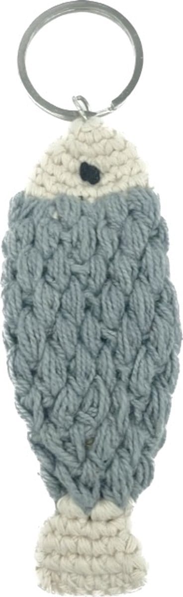 Luna-Leena duurzame vis sleutelhanger grijs / tas bedel van bio katoen - hand gehaakt in Nepal - fish keychain - sea - fishing - ichthus - cadeau - bag charm