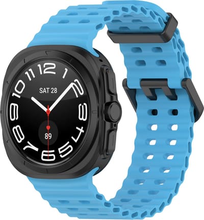 Strap-it Ocean siliconen smartwatch bandje - geschikt voor de Samsung Galaxy Watch Ultra 2 (2026) / Ultra (2024/2025) - lichtblauw