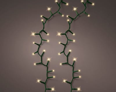 45 meter buitenverlichting met 2000 soft gold LEDs en 8-uurs timerfunctie