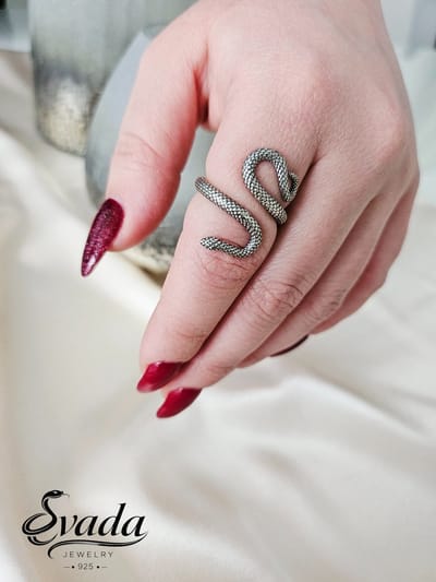 925 Sterling Zilver Ring – Slang Design – Verstelbare Slangenring – Gedetailleerde Schubben – Vintage Damesring – Evada Jewelry