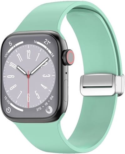 By Qubix - Geschikt voor Apple Watch bandje - Siliconen bandje - Folding Buckle - Lichtgroen - Geschikt voor Apple Watch 44mm / 45mm / 46mm / 49mm (Ultra 1,2 en 3) - siliconen sport bandje - smartwatchbandje