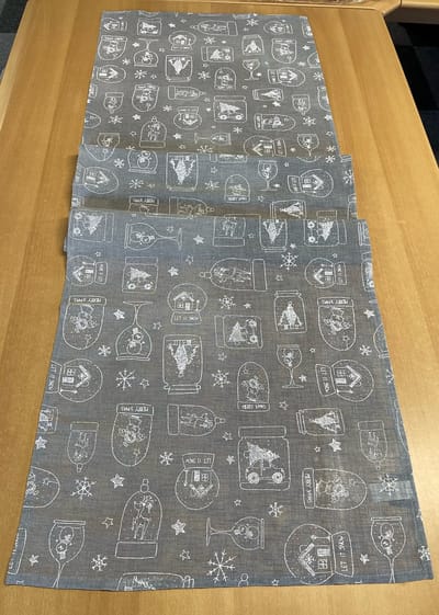 Unique Living - Tafelloper - Let it Snow - Grijs - Kerst - Loper 150 cm