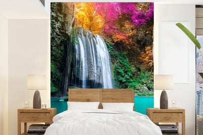 Behang - Fotobehang Waterval - Bomen - Roze - Bruin - Natuur - Breedte 195 cm x hoogte 260 cm