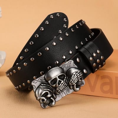 Nieuwe Damesriem Hoge Kwaliteit Luxe Punk Goth Klinknagel Zwarte Jeans Unisex Heren Riem Poot Schedel Gesp riem Unisex Taille Riem 105CM zwart