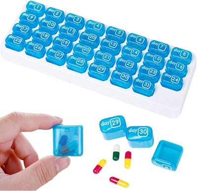 Oneay (1 stuk) Pillendoosje voor 31 dagen, draagbaar pillendoosje met deksel, pillendoosje met toetsenbord, opbergdoos voor dagelijks gebruik en op reis