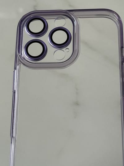 Anti-Yellow TPU/PC Hoesje - Geschikt voor iPhone 16 Pro - Met Cameralens Glas Bescherming – Transparant/Paars – 2.5mm Dikte