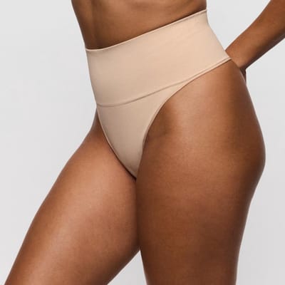 PrimaDonna Nudda Corrigerende String 0663611 Caffe Latte - maat 38
