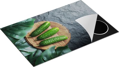 Chefcare Inductie Beschermer Komkommers met Bladeren op Zwarter Marmer - 80x50 cm - Afdekplaat Inductie - Kookplaat Beschermer - Inductie Mat