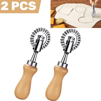 2 stuks - Ronde deegsnijders met korte handgreep - 13,3 x 4 cm - Zinklegering en houten handvat - Decoratieve snijwieltjes voor koekjesdeeg, dumplingranden en gebak - Handige uitsteker en embossingroller