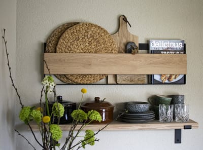 GoudmetHout® Wandrek Industrieel - 86 cm Tijdschriftenrek - Eiken Hout & Mat Zwart Staal - Decoratie Wandrek & Boekenrek - Tijdschriftenhouder Muur - Magazinehouder