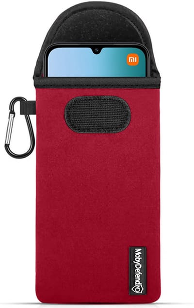 MobyDefend Hoesje - Geschikt voor Xiaomi Redmi 15C 4G - Neopreen Pouch Met Karabijnhaak - Insteek - Riemlus - Rood