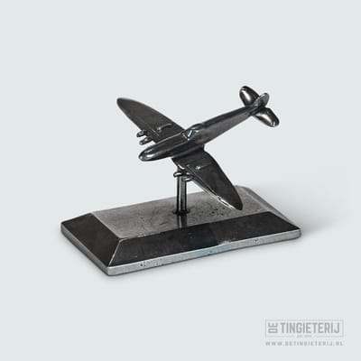 Tinnen miniatuur vliegtuig ''Spitfire'' - Modelvliegtuig - Luchtvaart souvenir - Cadeau idee piloot