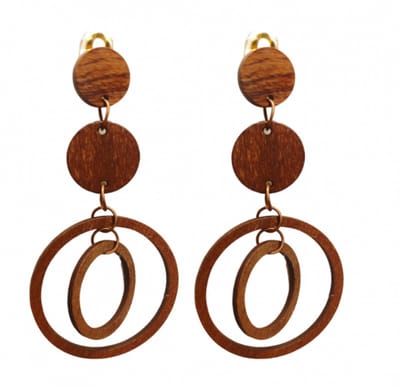 Clip oorbellen -cirkel- bruin hout-geen gaatje-lang- Charme Bijoux