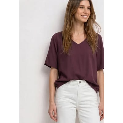 Blouseshirt met korte mouwen en V-hals