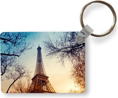 Sleutelhanger - De Eiffeltoren in combinatie met kale herfsttakken en een laagstaande zon - Uitdeelcadeautjes - Plastic