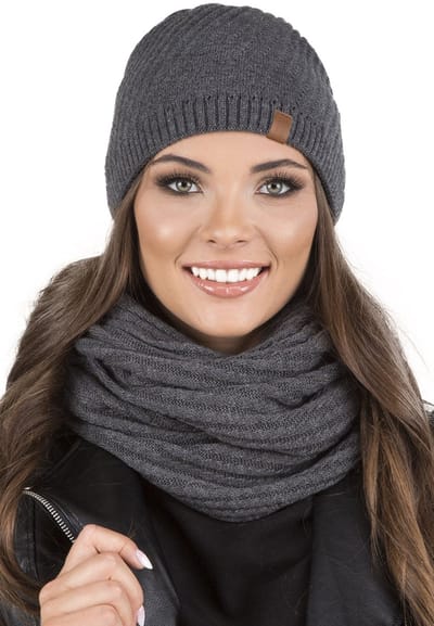 Vivisence Vrouwen Winter Muts En Sjaalkraag - Zachte Warme Brei Met Modieus Breisel Antistatisch Voor Haar - Nauwsluitende Pasvorm En Dubbele Loop Voor Warmte En Comfort Tijdens Koude Winterdagen - Donkergrijs