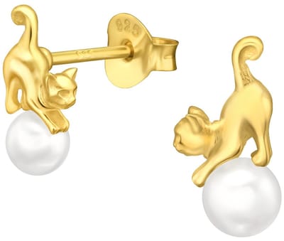 Joy|S - Zilveren kat poes oorbellen - 5.5 x 10.5 mm - met pareltje - gold plated - goudkleur met wit pareltje