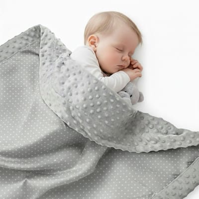 BabyUniverse - Babydekbed - Minky Kocyk - 75x50cm - Grijs Maczek
