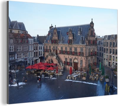 Wanddecoratie Metaal - Aluminium Schilderij Industrieel - Markt - Nijmegen - Stad - 150x100 cm - Dibond - Foto op aluminium - Industriële muurdecoratie - Voor de woonkamer/slaapkamer