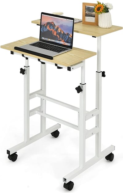 Beweegbaar staande bureau, in hoogte verstelbaar zit/sta bureau, 2-laags thuiskantoor computer werkstation op wielen, versterkt staal frame, rollende laptop bureau voor het staan en zitten (Natuurlijk)