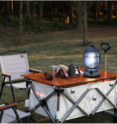 KZQ Campinglamp - Dimbaar LED-tentlampje met COB-lichtbron, compact en duurzaam - Draagbaar, oplaadbaar, met haakhandvat - Geschikt voor kamperen, wandelen en noodgevallen - Afmetingen: 10 x 18 cm - Oplaadbaar op zonne-energie